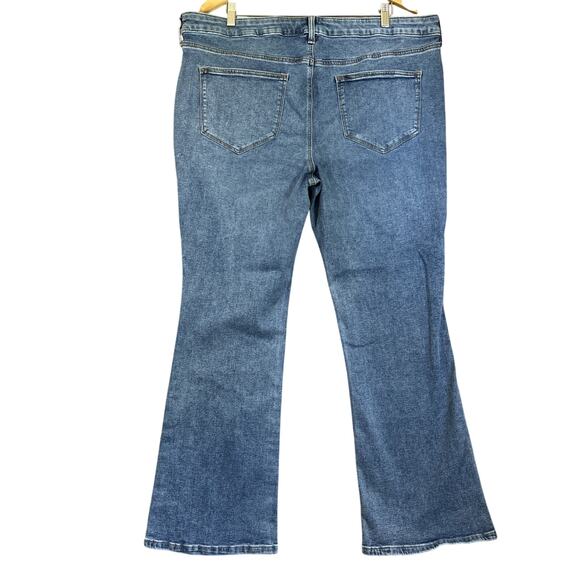 Sonoma Jeans Womens 20W Blue Medium Wash Bootcut Stretch Denim 31" Inseam - Picture 2 of 13